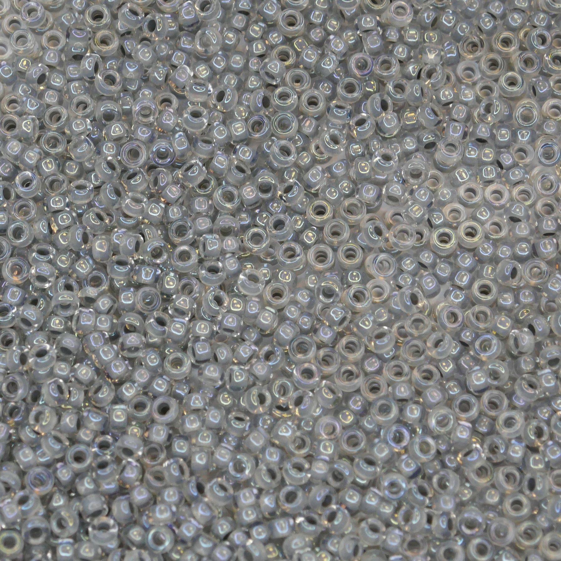 8.2g Rocailles Miyuki Seed Beads - 15/0 - Grey Lined AB (2210)