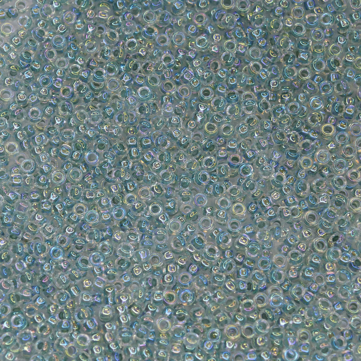 8.2g Rocailles Miyuki Seed Beads - 15/0 - Seafoam Lined AB (263)